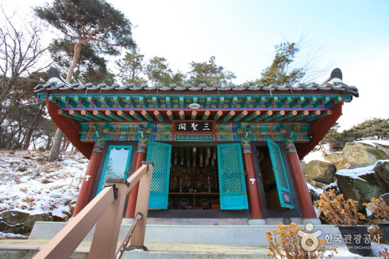灌烛寺