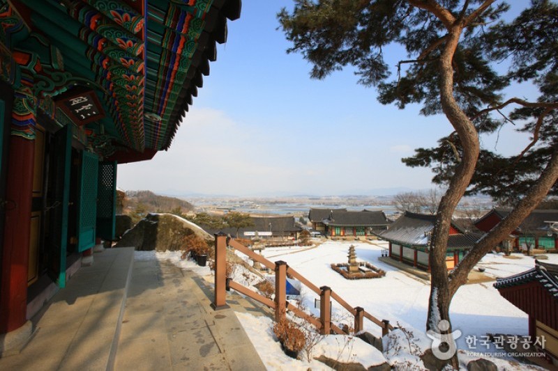 灌烛寺