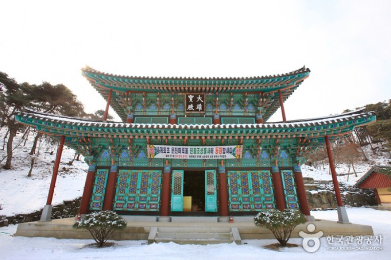 灌烛寺