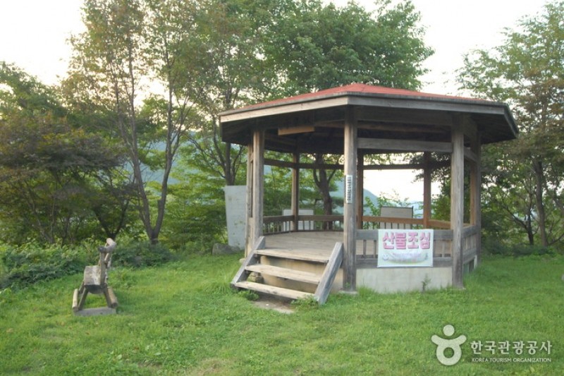 大芚山自然休养林대둔산자연휴양림