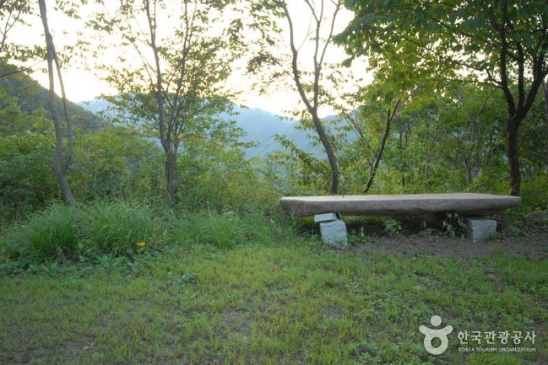 大芚山自然休养林대둔산자연휴양림