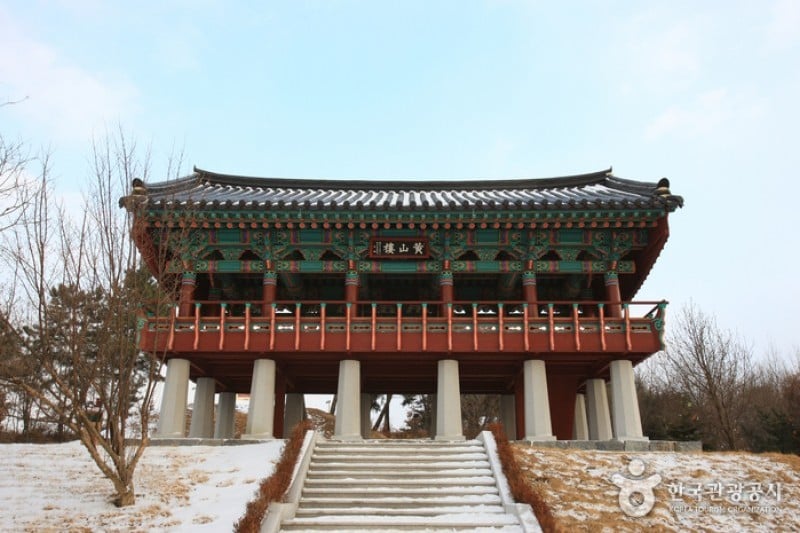 阶伯将军遗址地