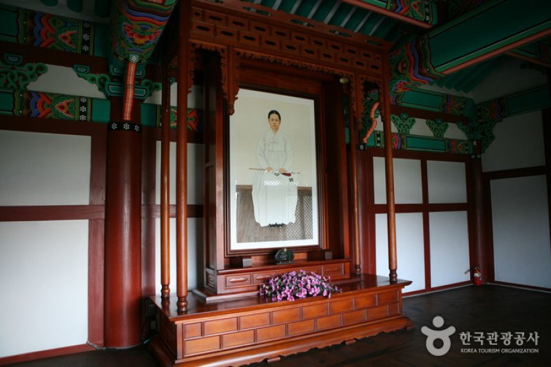 柳宽顺烈士遗跡(유관순 열사 유적지)