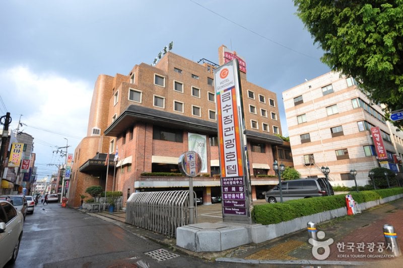 Geumsoojang观光饭店 (1/6)