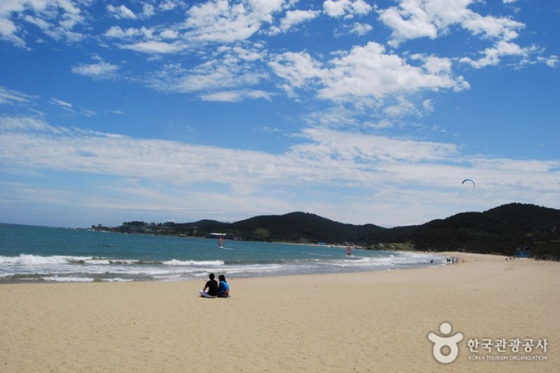 镇下海水浴场 (1/8)