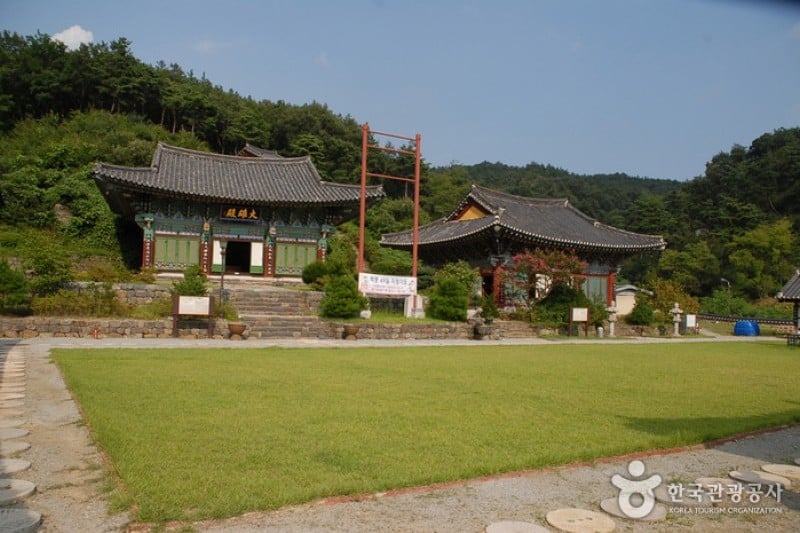 碑岩寺비암사