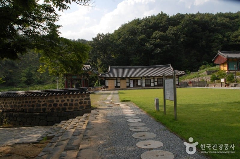 碑岩寺비암사