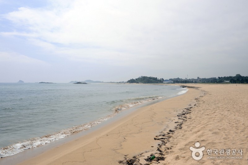 烽燧台海边