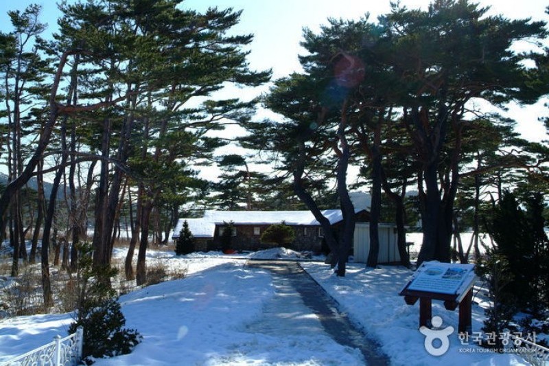 李起鹏别墅  이기붕별장