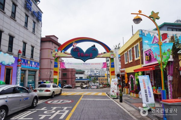 松月洞童话村