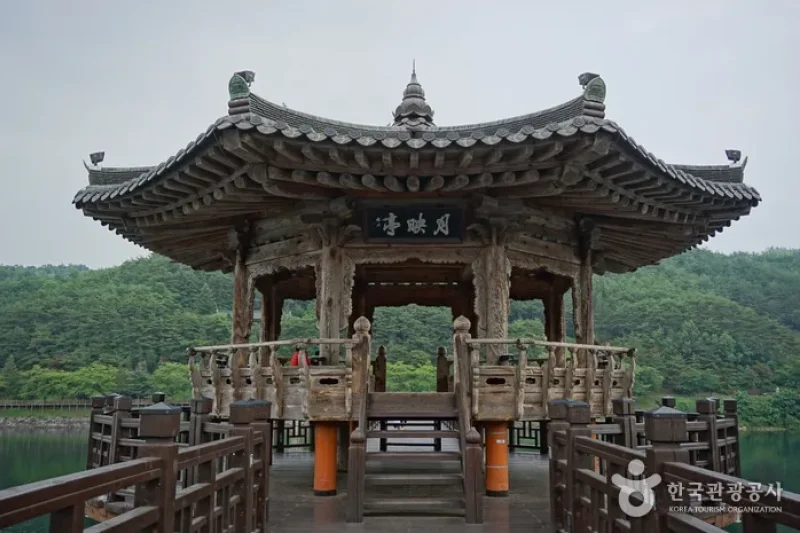 月映桥（월영교）