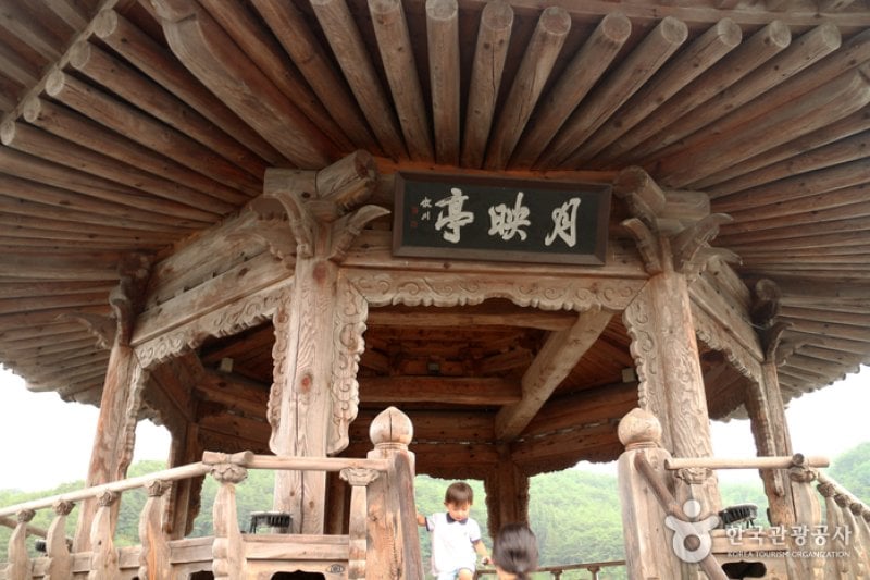 月映桥（월영교）