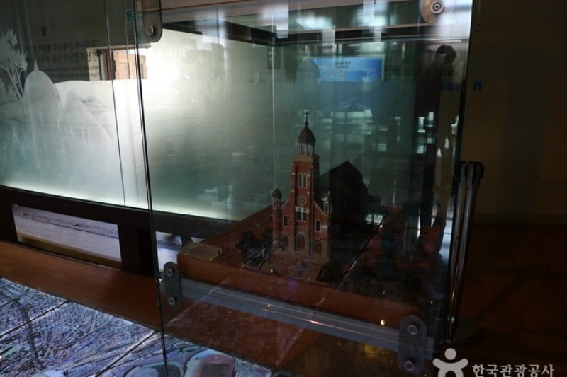 仁川开港场近代建筑展示馆