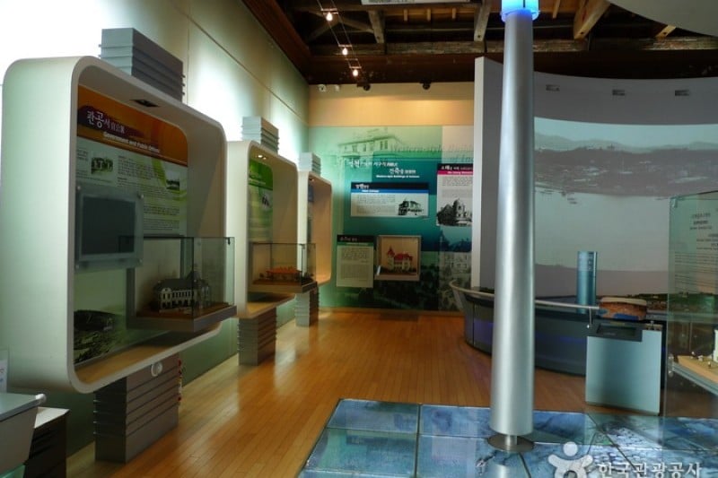 仁川开港场近代建筑展示馆