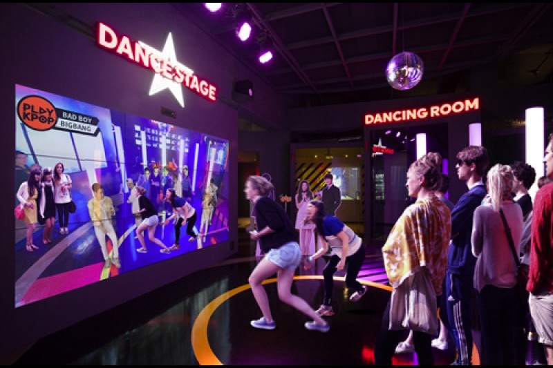 PLAY K-POP