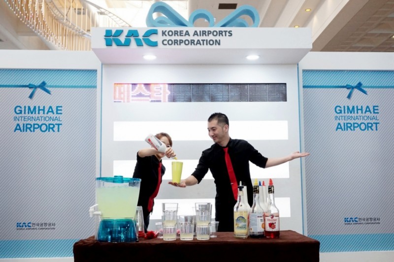 金海机场文化来袭!韩国空港公社季节庆典鸡尾酒表演 (9/31)