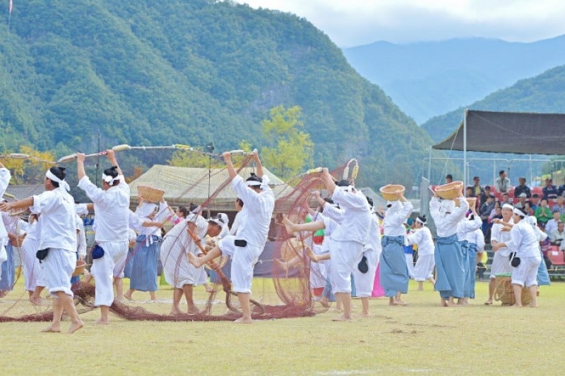 韩国民俗艺术节与全国青少年民俗艺术节한국민속예술축제 및 전국청소년민속예술제
