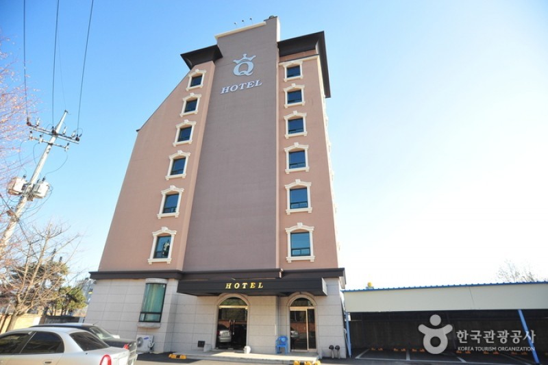 Q酒店