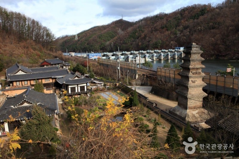 安东法兴寺七层砖塔