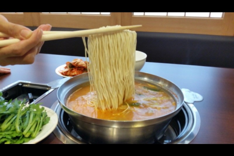 宫古面店 明洞（곰국시집 명동） (11/13)