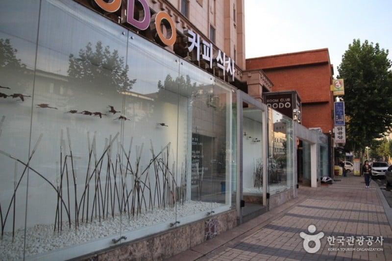 多多观光酒店 (1/4)