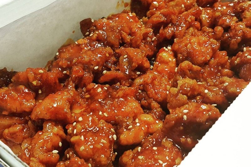 万石辣炸鸡丁