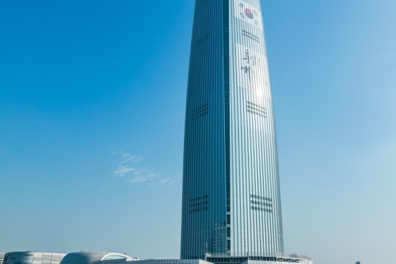 乐天世界塔与乐天世界购物中心