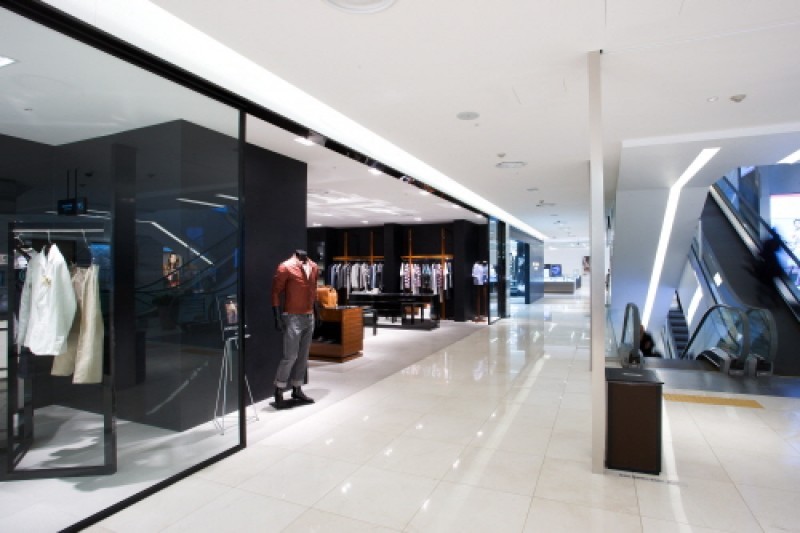 现代百货店 贸易中心分店
