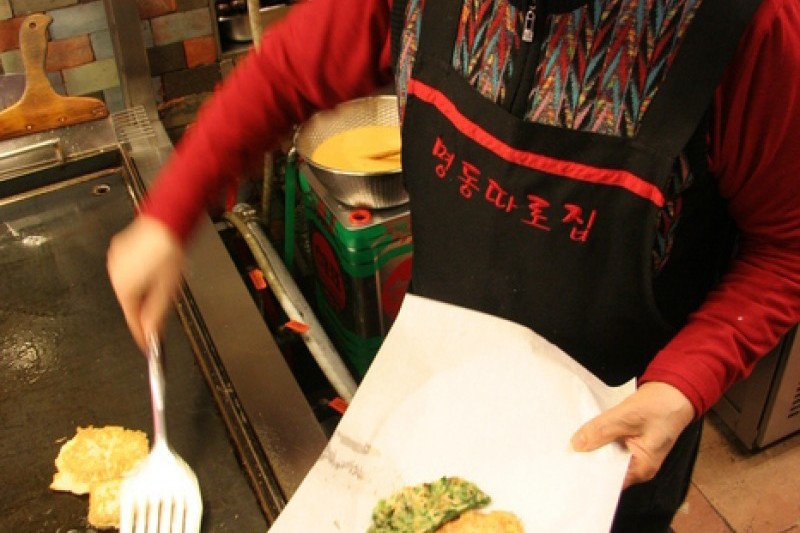 Ddaro家牛肉汤饭(따로집소고기국밥)