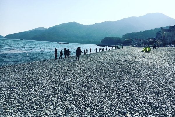 竹岩黑鹅卵石海水浴场죽암