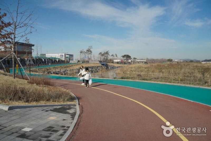 青萝湖水公园