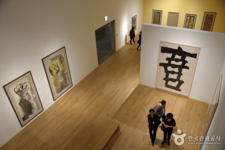 博物馆SAN 뮤지엄 산