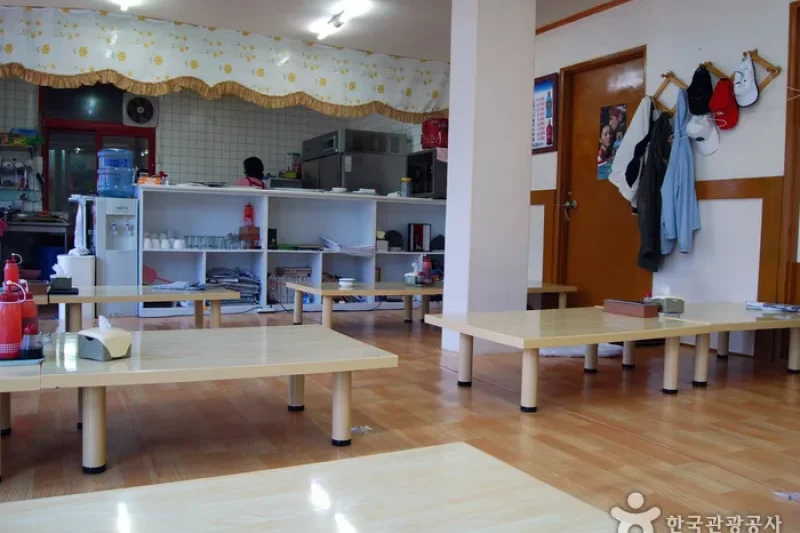 韩松生鱼片한솔횟집
