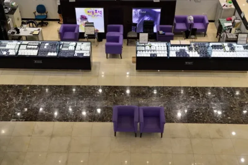 Jewel Palace (4/12)