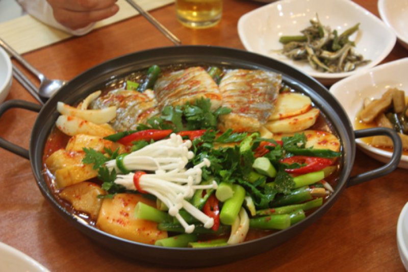 海女生鱼片(해녀횟집)