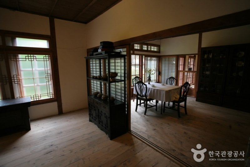 临时首都纪念馆임시수도기념관