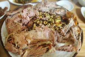 赛马场烤鸭店
