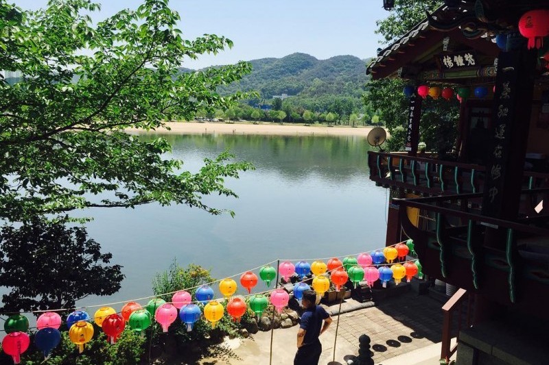 烟湖寺
