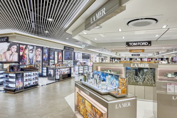都塔免税店