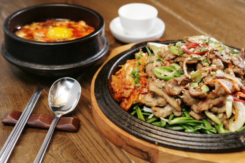 仁寺洞两扇门餐厅인사동 두대문집 (1/5)