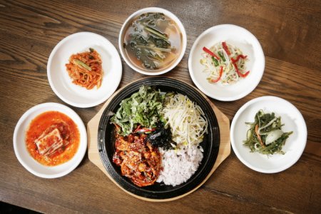 仁寺洞两扇门餐厅인사동 두대문집