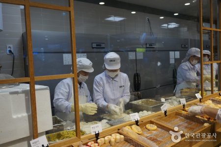 三进鱼糕体验历史馆【釜山鱼糕展示馆】<br />