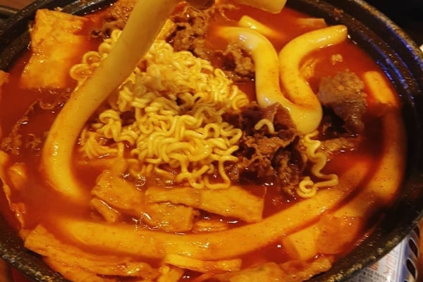 特色辣炒年糕