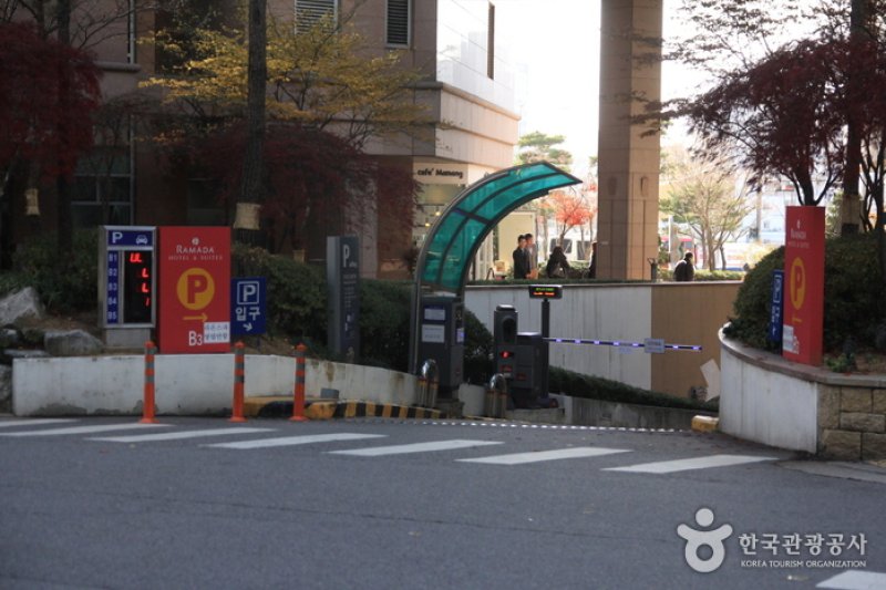 拉马达酒店 &amp; 首尔中心国际(라마다 호텔 &amp; 스위트 서울 센트럴）