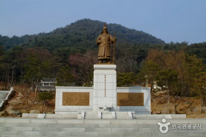 申壮节公墓域 (3/8)