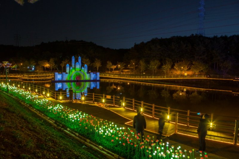 蔚山大公园玫瑰园星光庆典울산대공원 장미원 빛축제