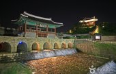 访花随柳亭(东北角楼)방화수류정(동북각루)