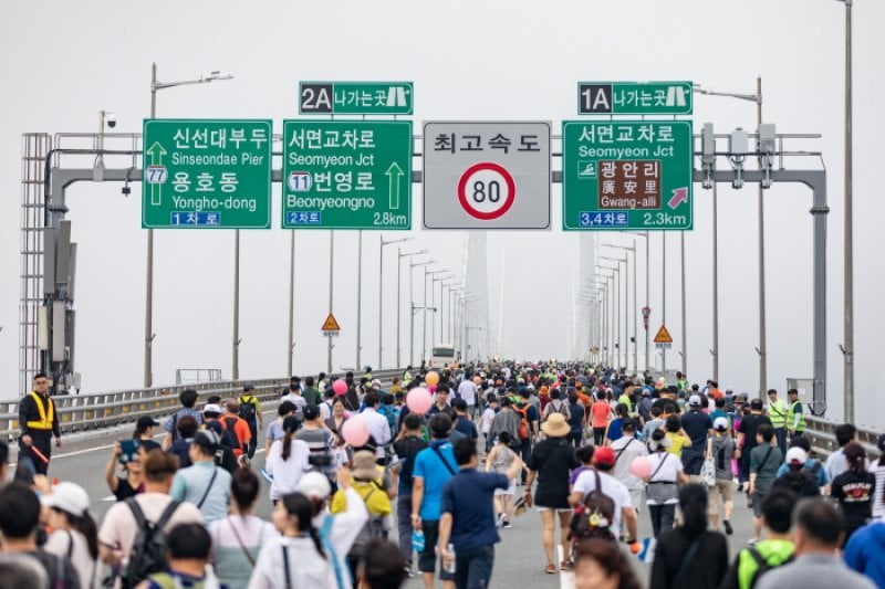 广安大桥开放活动