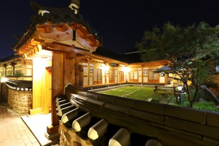 思索韩屋[韩国旅游品质认证](한옥혜윰[한국관광품질인증/Korea Quality])