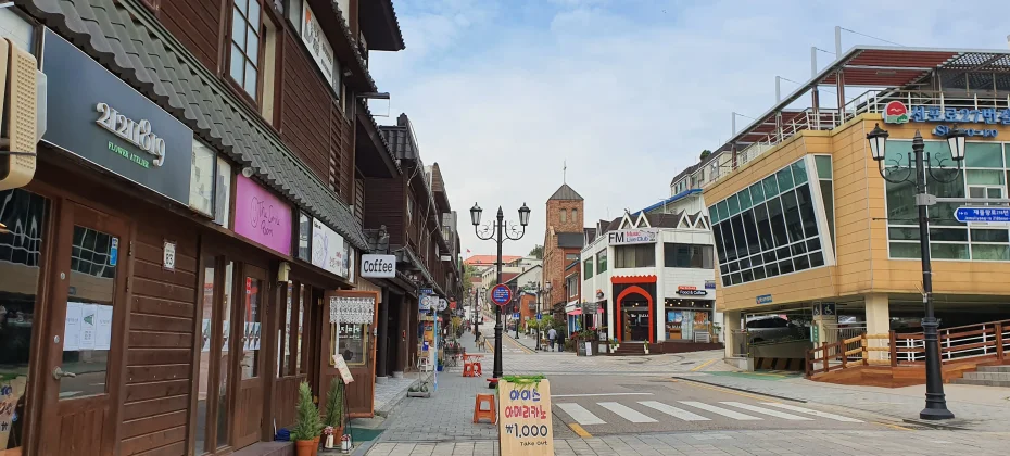 仁川中区观光体验1日游(海洋铁路自行车 / 游轮 / 韩服 / 韩纸工艺 / 传统市场) (34/43)